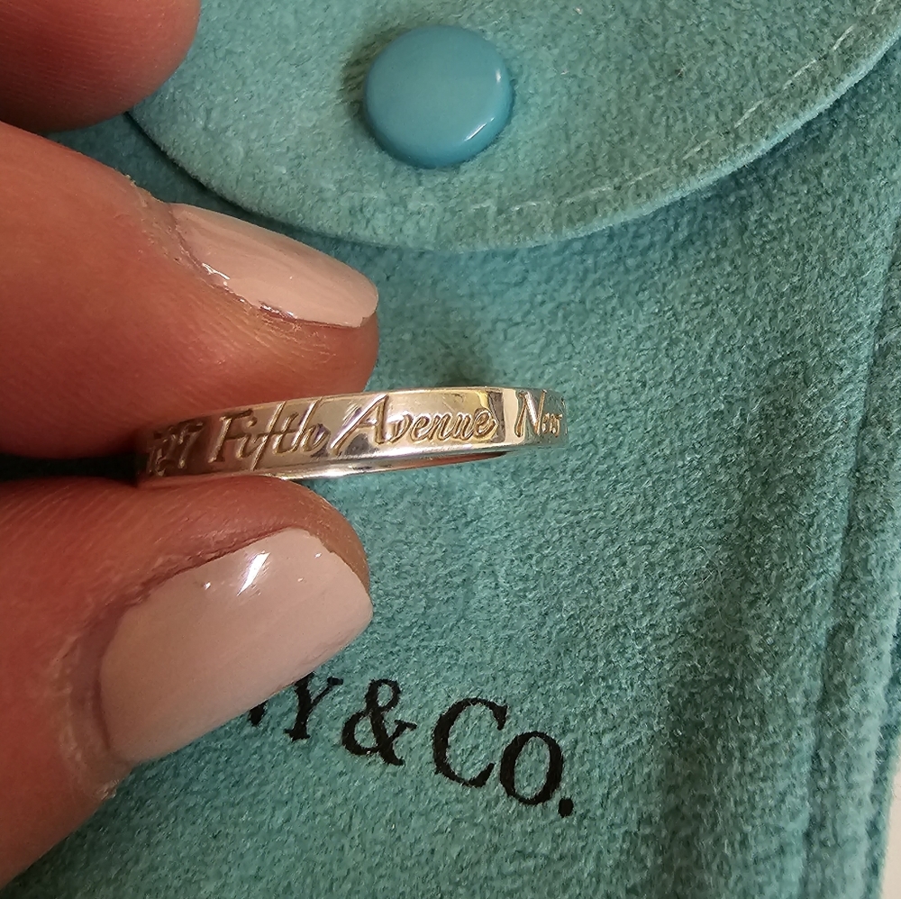 Tiffany & Co. Narrow Notes Band